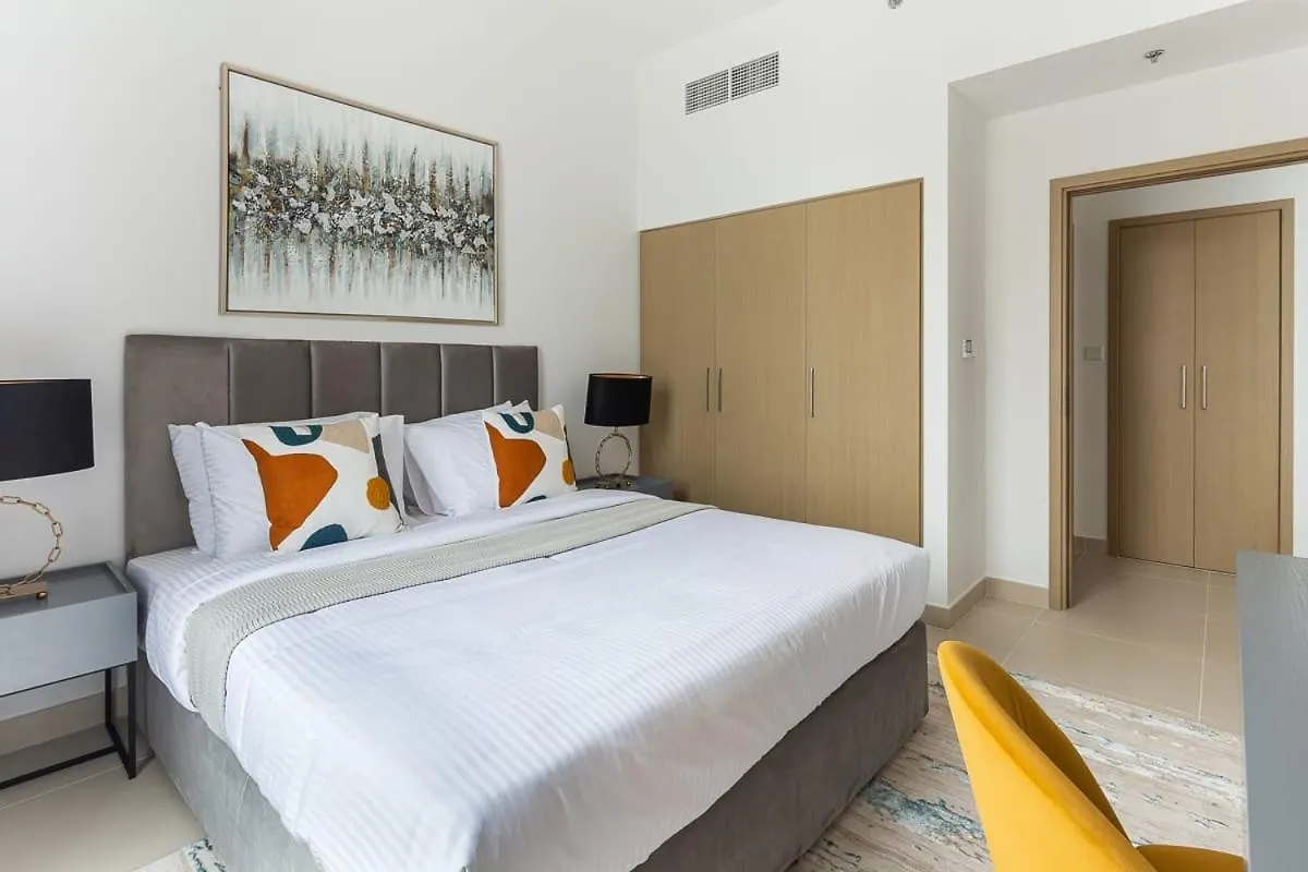 Frank Porter - Creek Horizon T2 Dubai United Arab Emirates